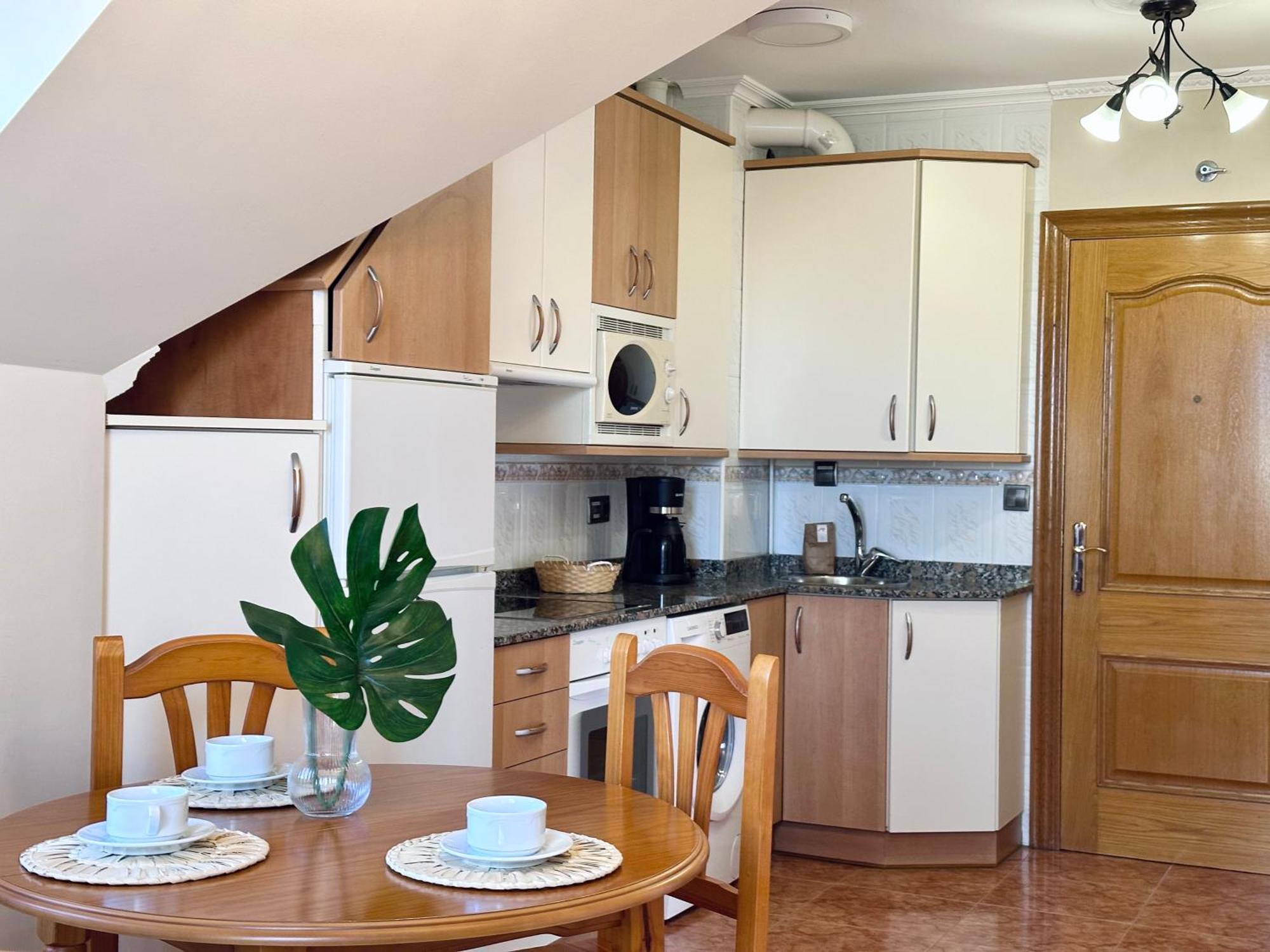 Apartamentos Pineda โนฮา ภายนอก รูปภาพ