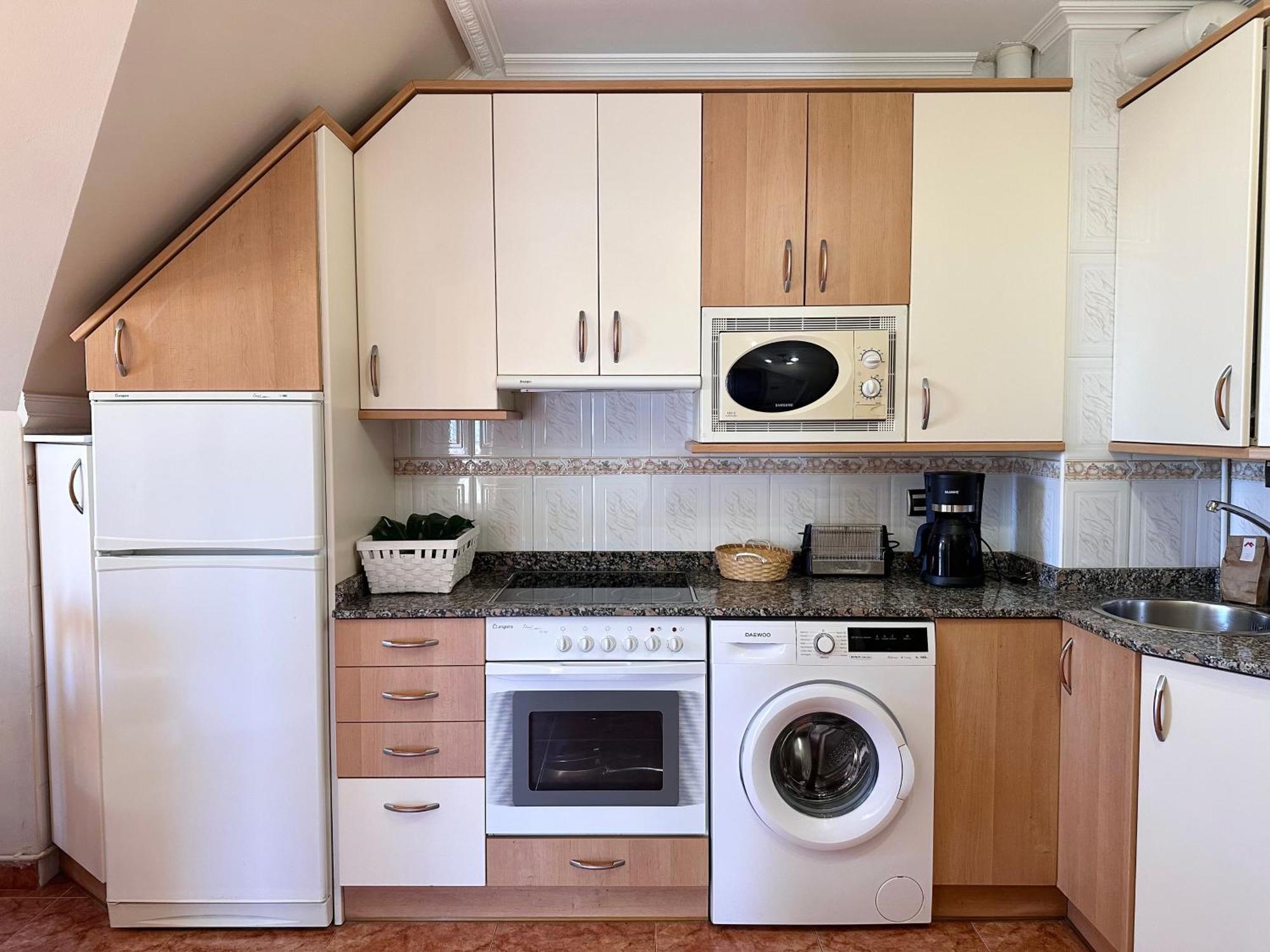 Apartamentos Pineda โนฮา ภายนอก รูปภาพ