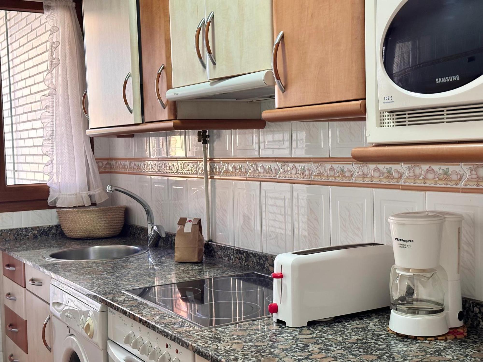 Apartamentos Pineda โนฮา ภายนอก รูปภาพ