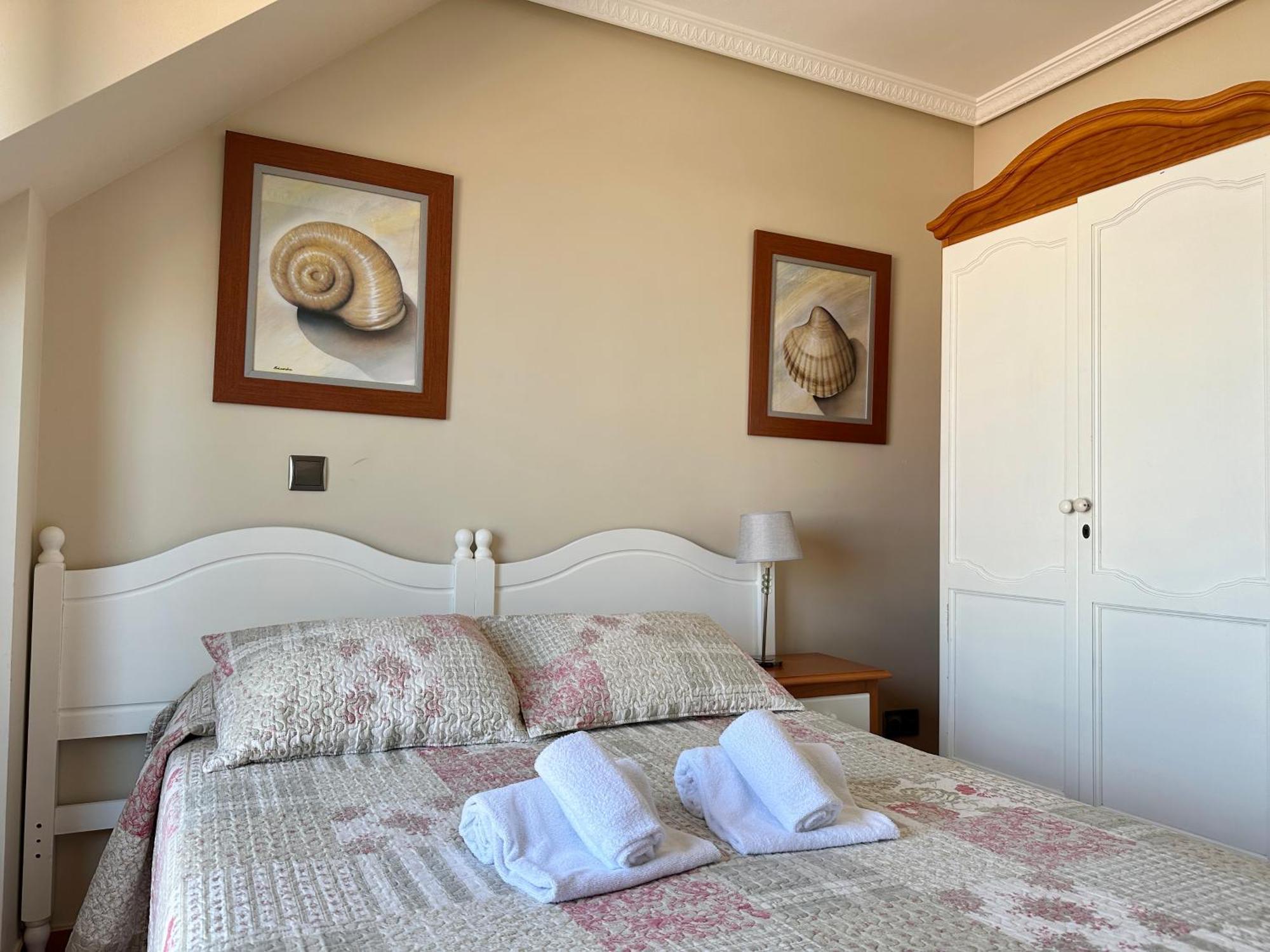 Apartamentos Pineda โนฮา ภายนอก รูปภาพ