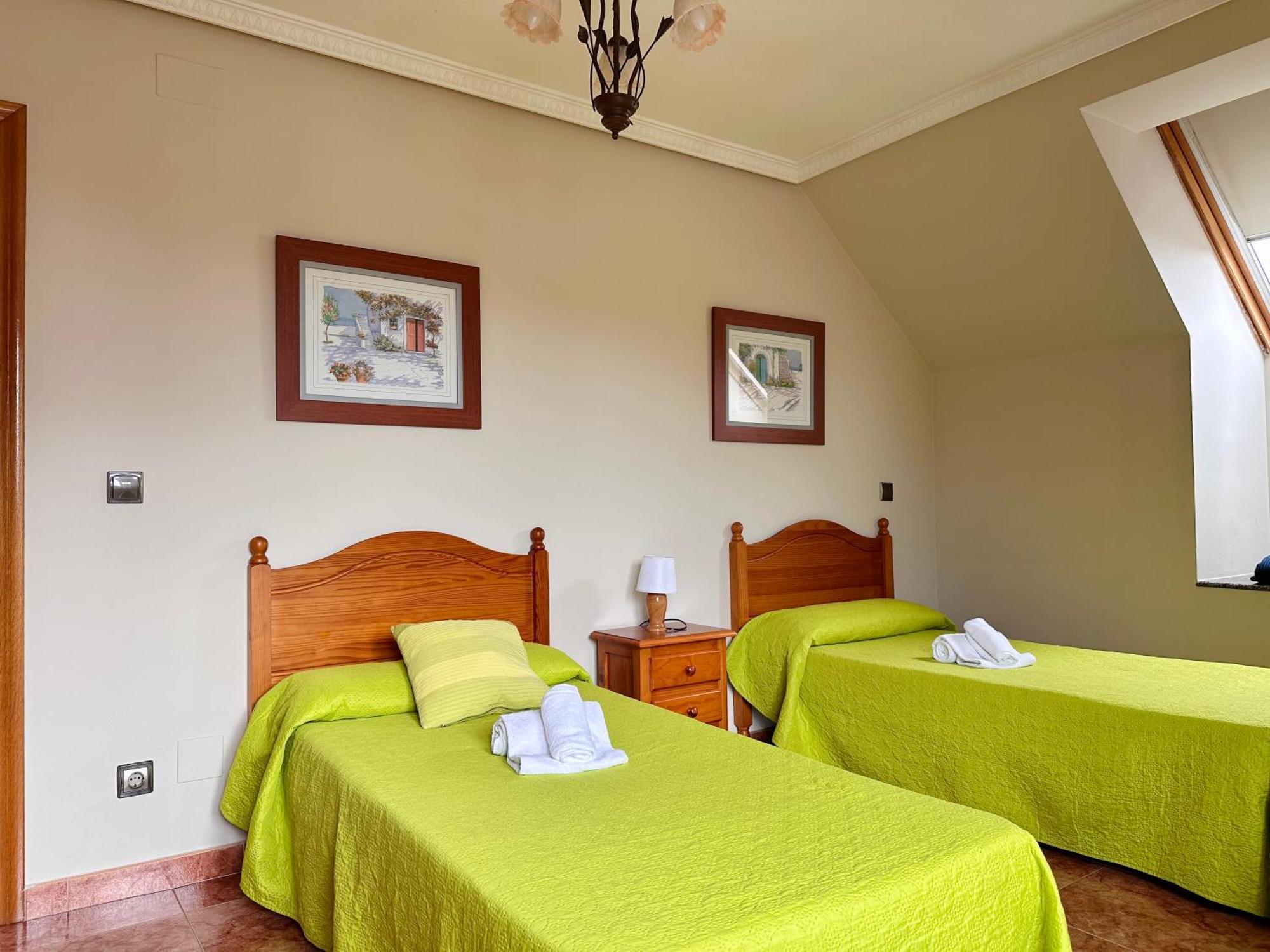 Apartamentos Pineda โนฮา ภายนอก รูปภาพ